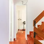 Portucale ! Costa Caparica Triplex W/ Terrace *