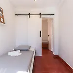 Portucale ! Costa Caparica Triplex W/ Terrace * Costa da Caparica