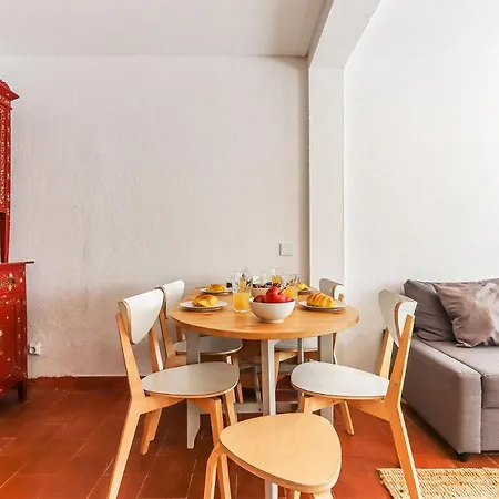 Portucale ! Costa Caparica Triplex W/ Terrace Holiday home Costa da Caparica