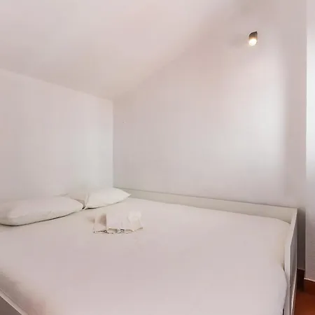 Semesterbostad Portucale ! Costa Caparica Triplex W/ Terrace