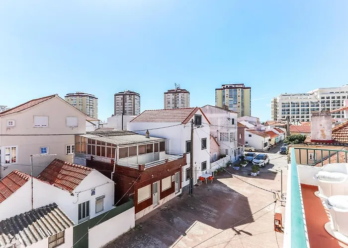 Portucale ! Costa Caparica Triplex W/ Terrace Feriehus Costa de Caparica